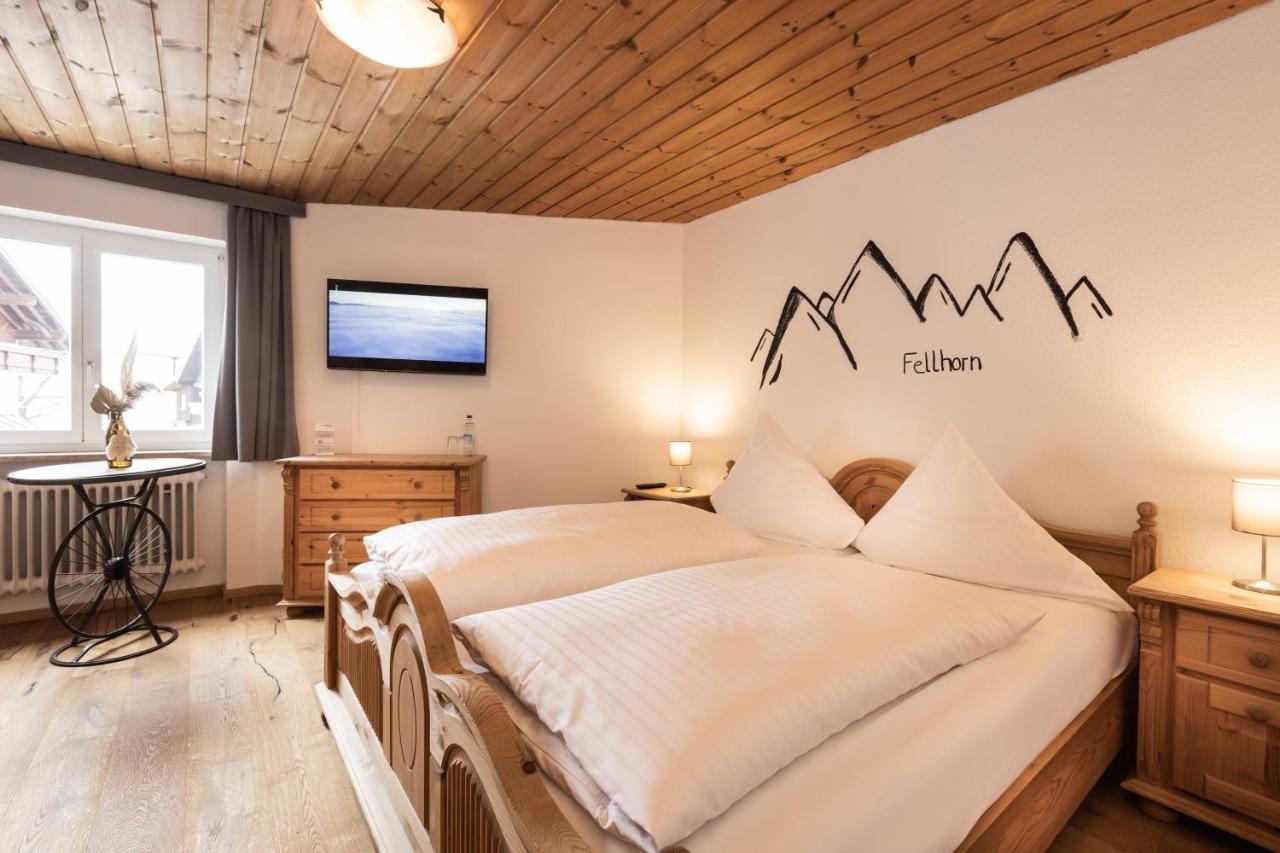 Landgasthof Augustiner Оберстдорф Екстериор снимка